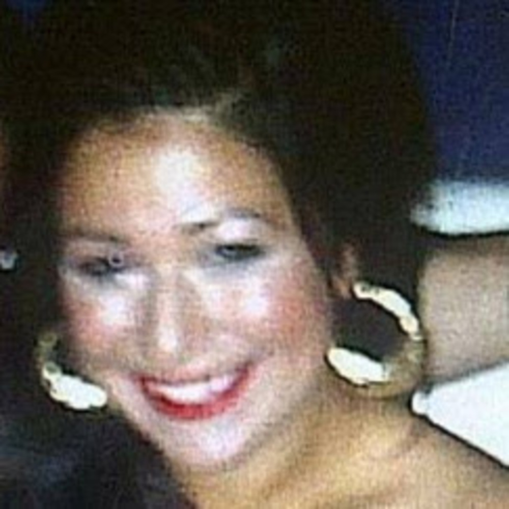 Meet your Posher, Ester